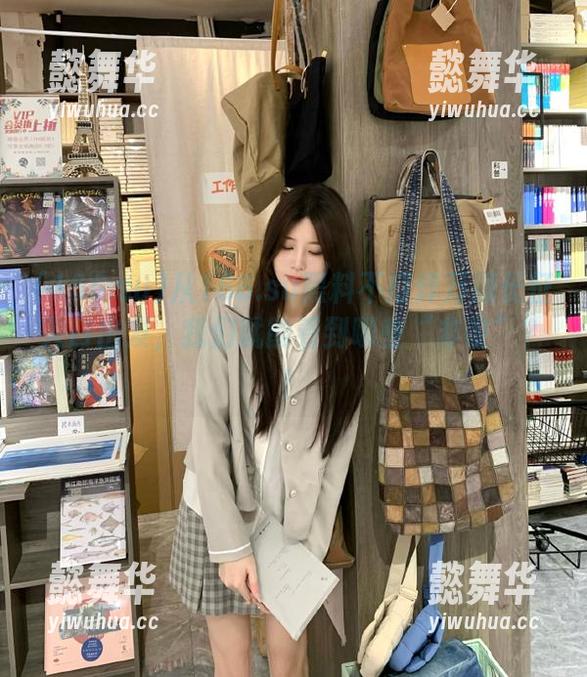 166.su 从166.su黑料不打烊万篇长征入口出发,我们就能看到哪些“非议”?!