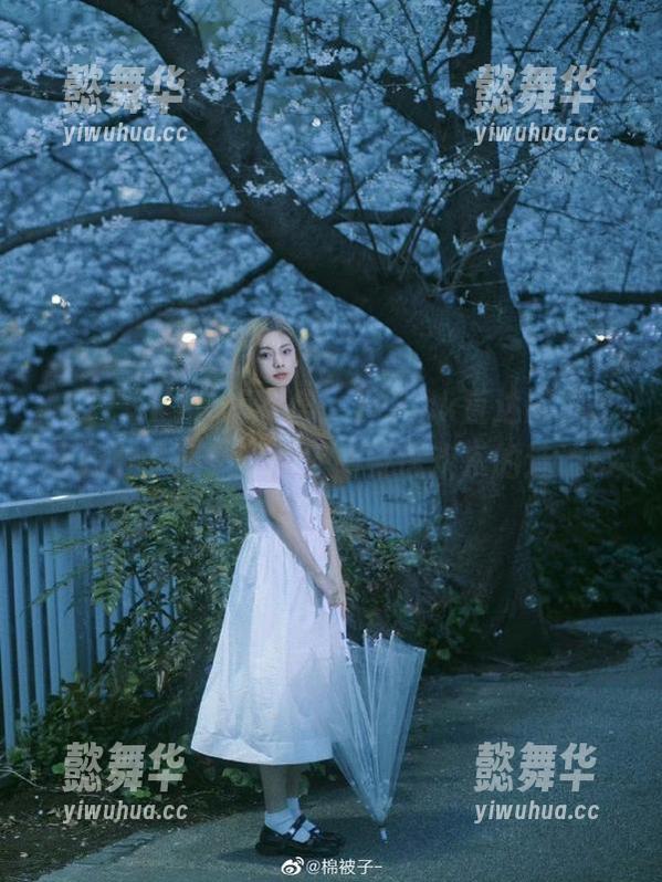 177.sk 你信不信,177.sk直达的瓜比我的肚子还撑,快来感受这欢乐的造访!