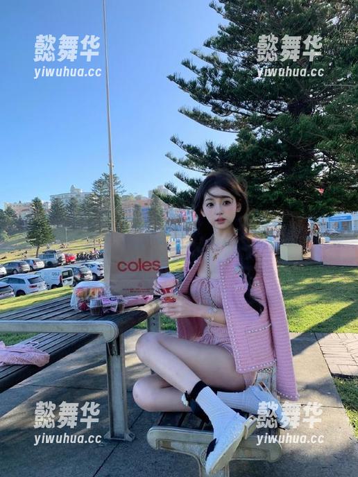 我有个“链接”，好奇www.17里的八卦圈又是怎么样的？