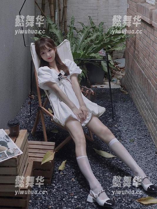 晚上八点的51cg必看，一边吃瓜一边收藏，让我觉得自己是盛大的派对一员！