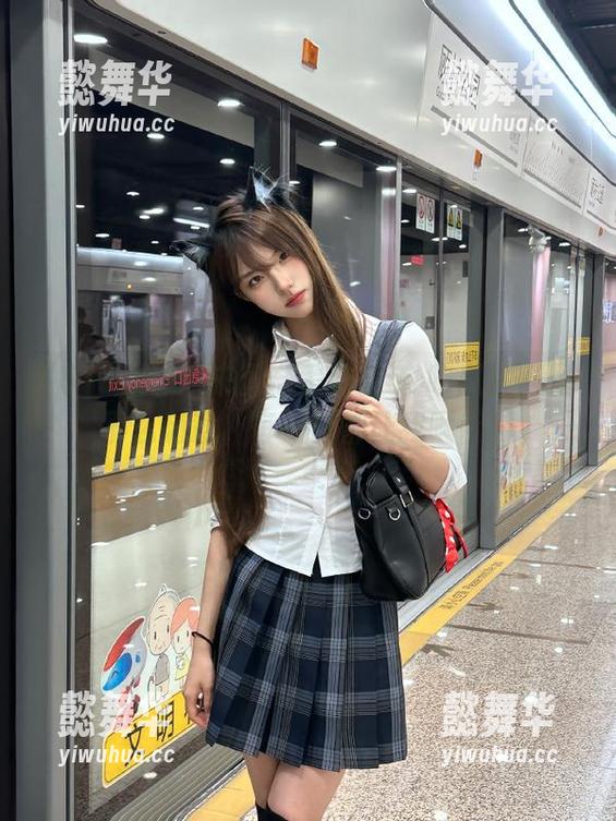 51吃瓜 原来国产黑料在51吃瓜官网里那么随意,每一口都让我咂舌!