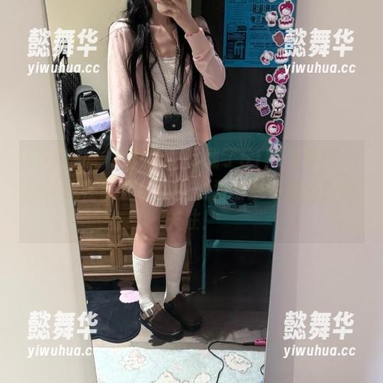 51吃瓜 我就问,下载了51吃瓜官网,能让我在聚会中瞬间成为话题中心吗?求关注!