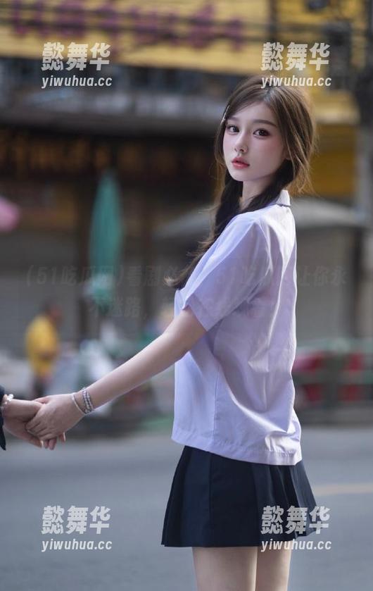 51吃瓜网 看剧必备,51吃瓜网让你永不迷路,轻松在线观看!