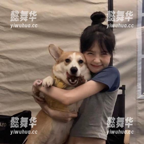 我现在的日常就是修炼吃瓜秘籍，下载“51热门”就能实现！
