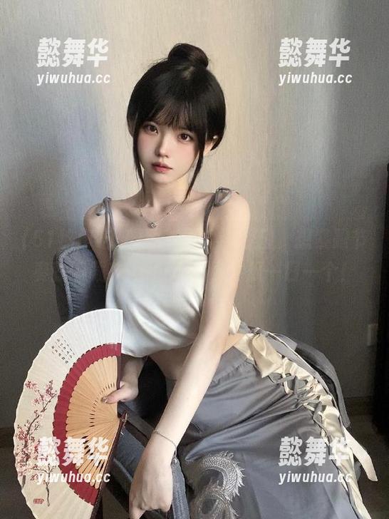 黑料不止于今日，想紧跟节奏就下载51热门吃瓜，这瓜一口一个！