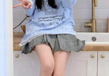 在51爆料网苹果版上，瓜真实的上演，乌龙事件一波接一波！