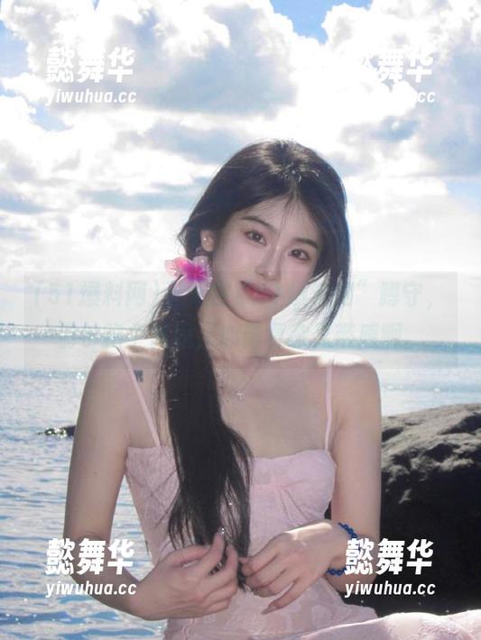 天天在“51爆料网”蹲守，偶尔跑个偏线，心情复杂又带感啊。