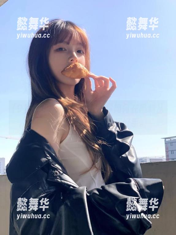 “91吃瓜”教你如何在黑料丛林中永不迷路，真是一把好手。