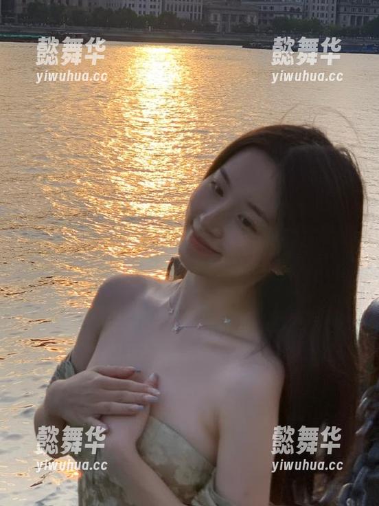 导航到91吃瓜中心，让你的剁手手痒痒