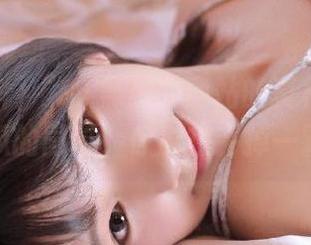 “91黑料”网站的真相揭秘：吃瓜的同时，你也在丢掉一颗心
