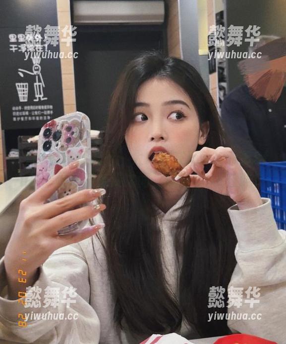 最新流行：大家都在玩www.69fuli，种草和扯淡之间，你能hold住吗？