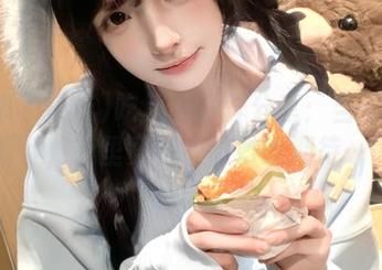 吃瓜不打烊分享：当瓜一口咽下，心里竟有些微妙的期待……