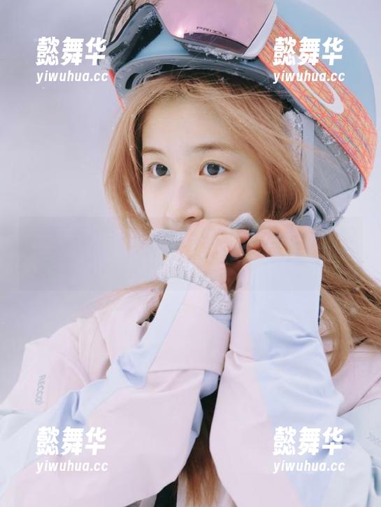 别眨眼，吃瓜网网页上的瓜都快成精了！