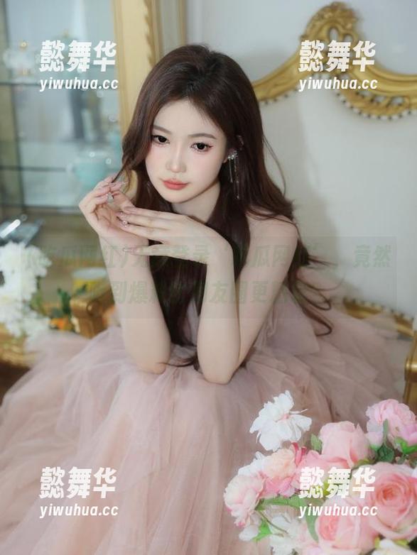 无意登录‘吃瓜网红’，竟然听到爆料比朋友圈更精彩？