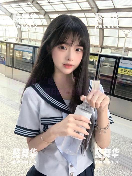 “吃瓜网红”——你永不迷路的战友，爆料随时时刻为你服务！