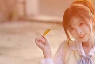 真相就藏在‘吃瓜网页版’的入口，黑瓜，可别小看了！