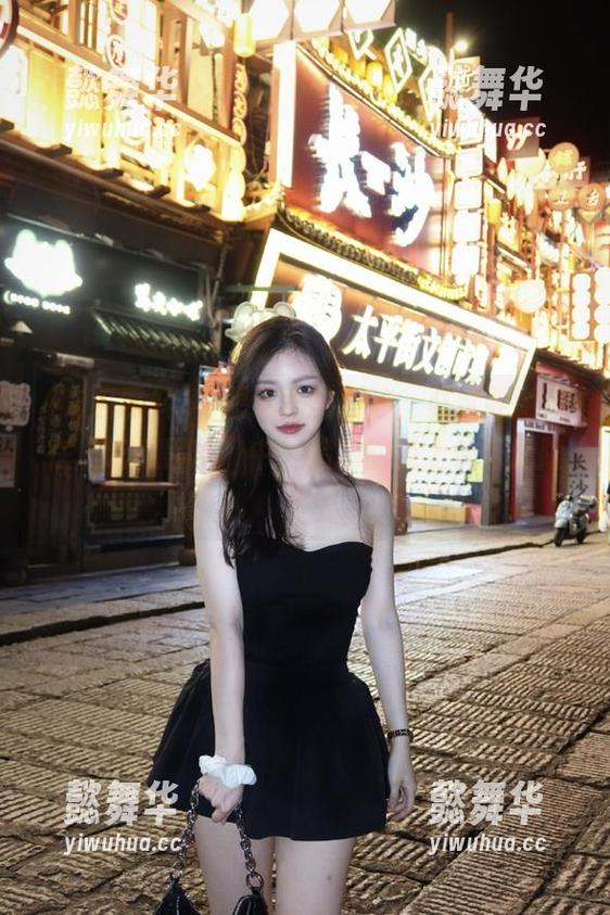 不想迷路的剧迷，必定要游走在“吃瓜黑料”中，追剧的道上快乐无限！