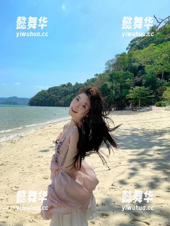 娱乐718的网红热点瓜，个个都想搭上永久的顺风车！