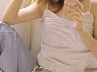 打开“网曝吃瓜”链接，我的嘴巴突然像吃了个柠檬！