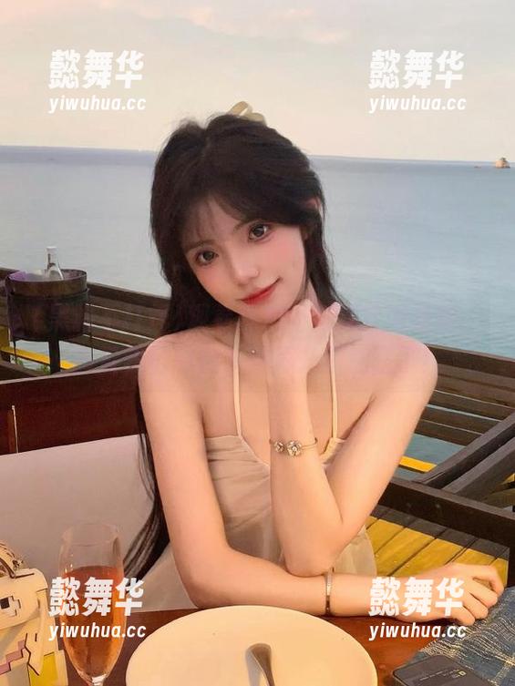 观看黑料不打烊官网最新，感觉我已经在八卦界升职加薪了！