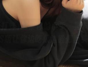 抓紧你的小手，黑料不打烊iOS版让你边吃瓜边锻炼舌头！