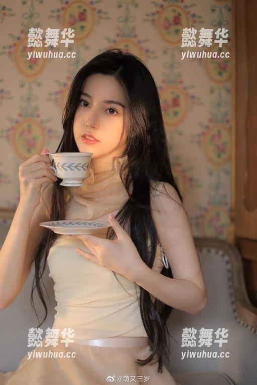黑料不打烊 听说黑料不打烊tttzzz的入口在iOS上特别“火”,你准备好被“烧”了吗?