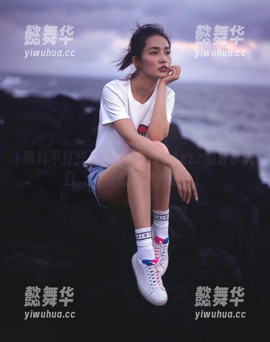 黑料不打烊tttzzz的分享入口，没点勇气别点进去！