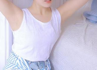 黑料不打烊,万里长征最新内容上线，首页画风突变，我竟然看得眼睛发亮！