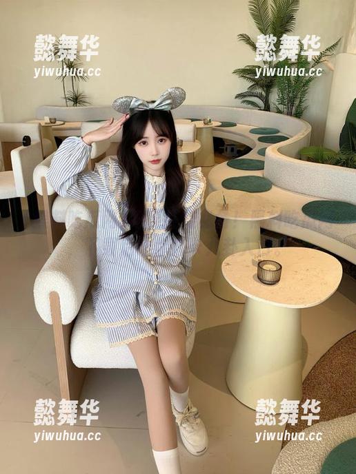 吃瓜狂魔必备！黑料吃瓜网，下载后让你打卡八卦入口。