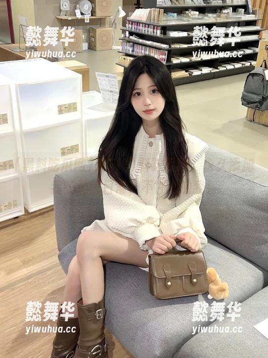 黑料吃瓜网 来51黑料吃瓜网,永久添加我的隐秘日常,不甘心的我!