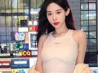 有时候可以不吃饭，但绝不能不点开黑料社的独家爆料链接。