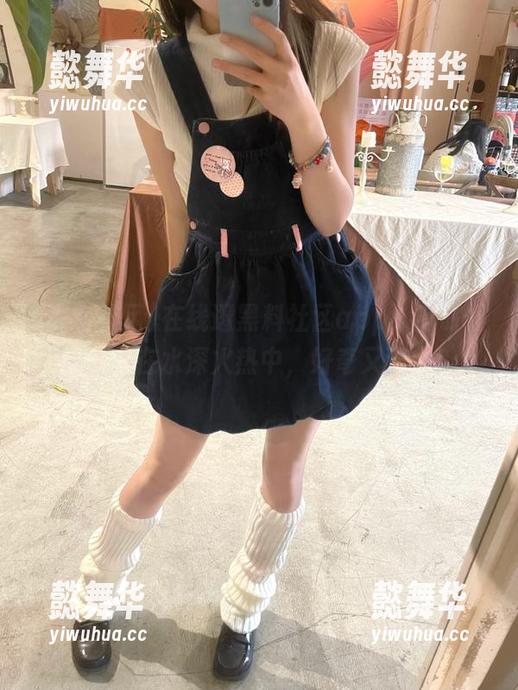 黑料社区 在线逛黑料社区app,有时候就像走在水深火热中,好奇又谨慎!