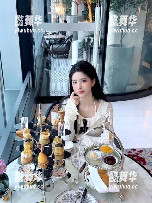 从黑料网发布的网址，看八卦就像是开宝箱，充满惊喜与满足感。